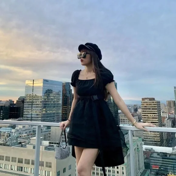 Dress - Picture 2 of 2